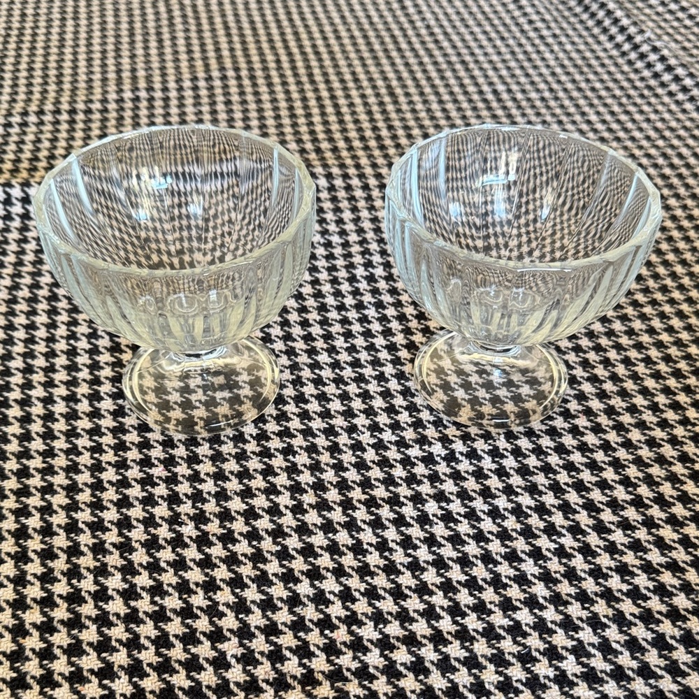 Elegant Clear Glass Dessert Bowls